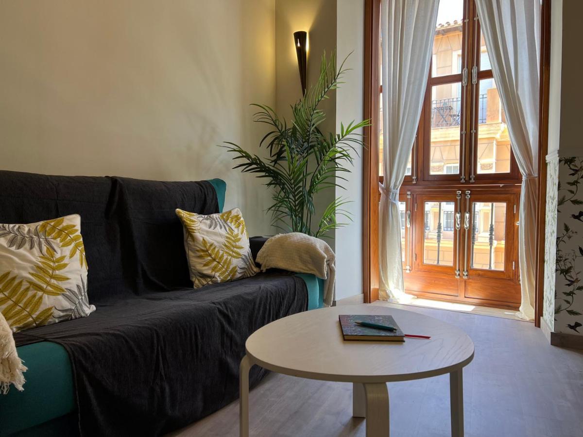 Amazing Apartment In Malaga Oldtown Calle Carreteria Free Wifi&Ac Luaran gambar